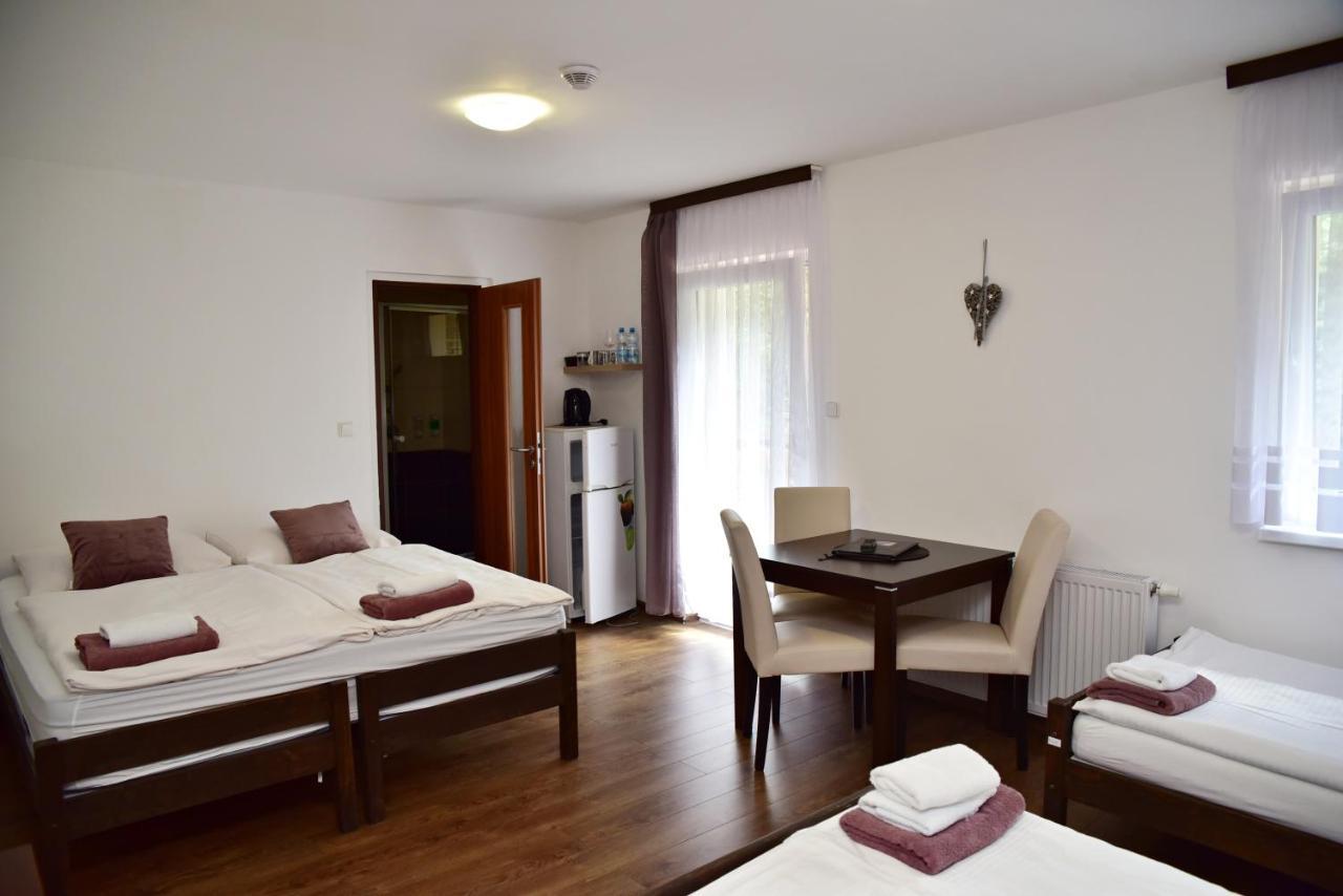 Pension U Krbu Mikulov v Krusnych Horach Luaran gambar