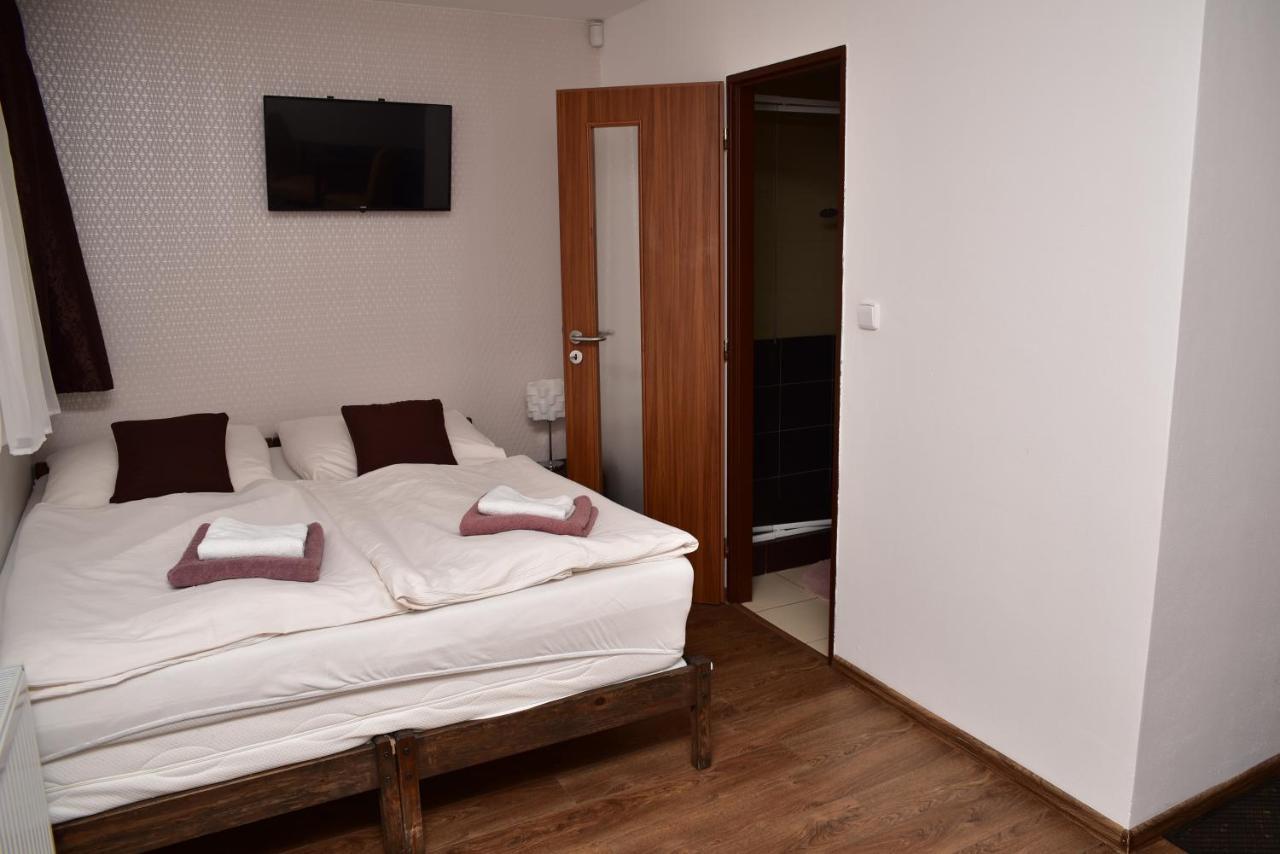 Pension U Krbu Mikulov v Krusnych Horach Luaran gambar